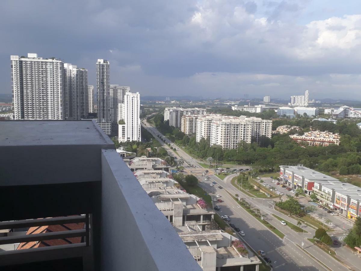 Mufasa Suites At Tamarind Suites With Wifi Netflix Coway Level 8 Cyberjaya Bagian luar foto