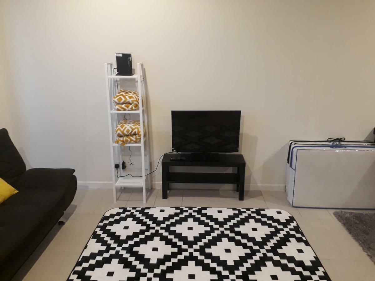 Mufasa Suites At Tamarind Suites With Wifi Netflix Coway Level 8 Cyberjaya Bagian luar foto